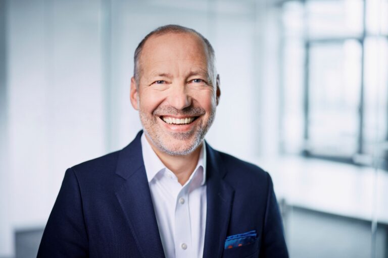 Matthias Hartmann